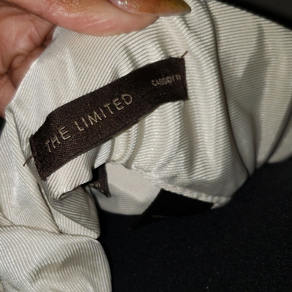 Shorts - Picture 4 of 6